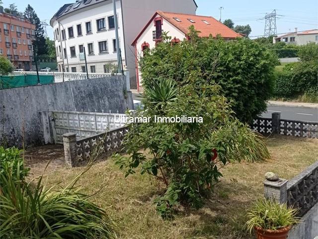 2 Casas con finca cerrada a la venta en Neda