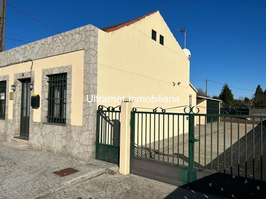 Foto 2 Casa con finca cerrada a la venta en Santa Cecilia