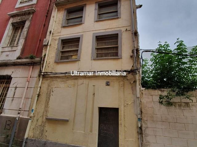 Edificio a restaurar en Ferrol Vello