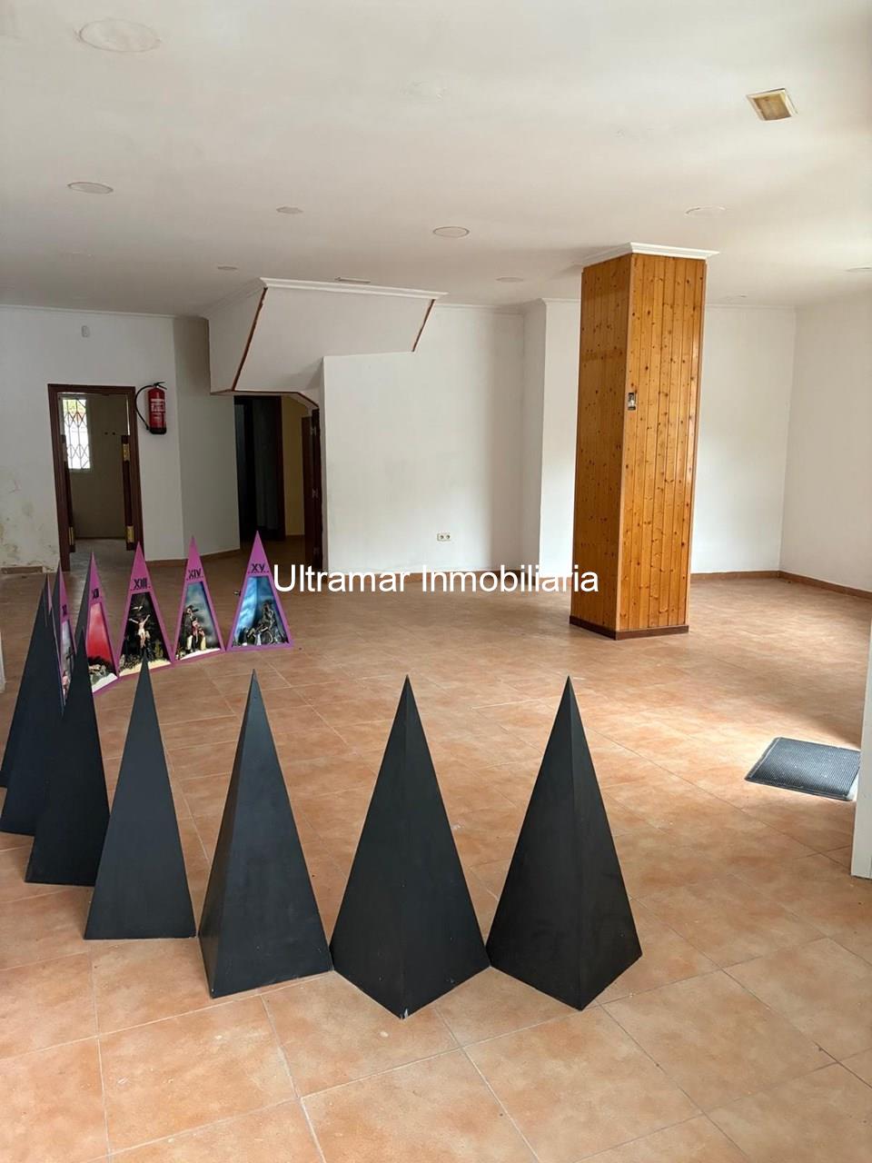 Foto 13 Local a la venta en Esteiro