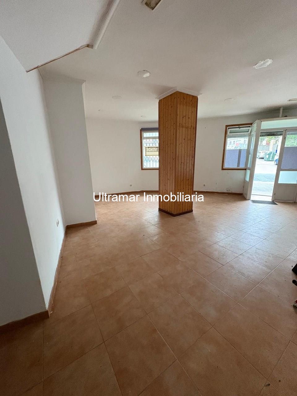 Foto 3 Local a la venta en Esteiro