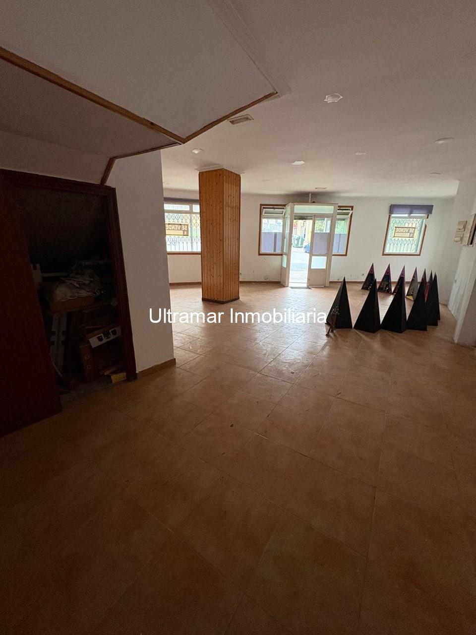 Foto 4 Local a la venta en Esteiro