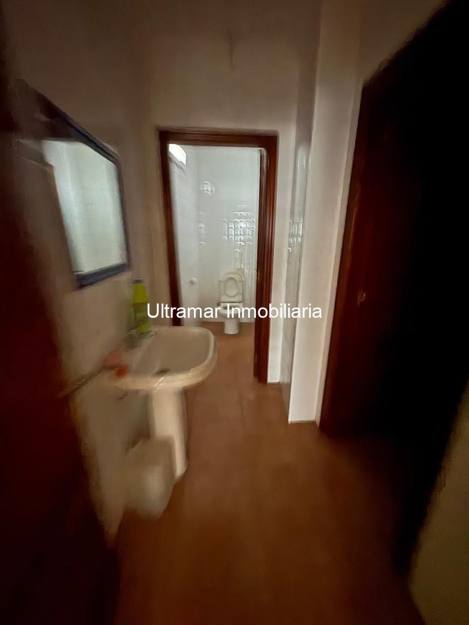 Foto 6 Local a la venta en Esteiro