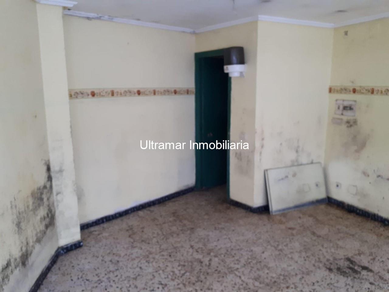 Foto 4 Local comercial en venta en Ultramar