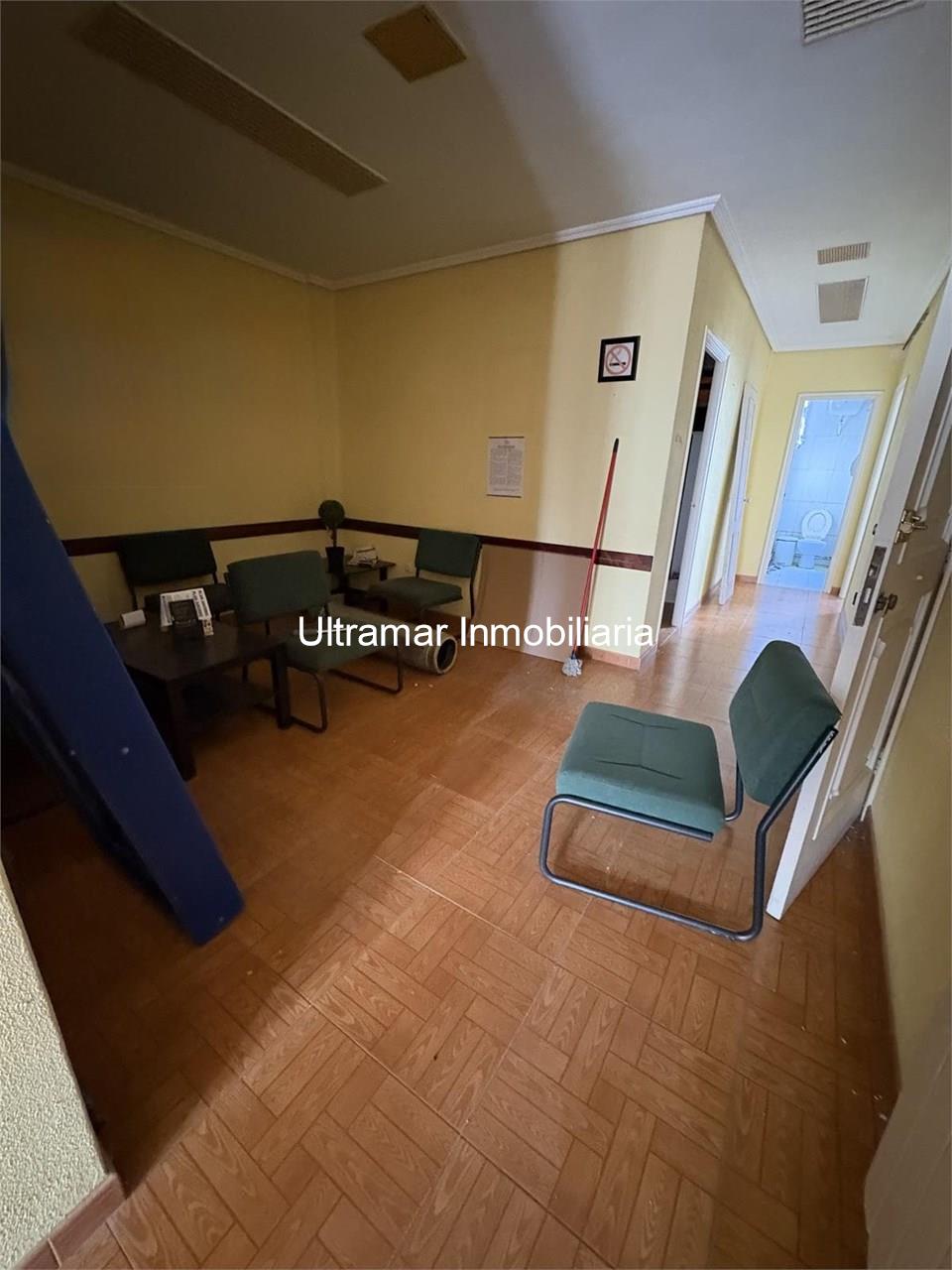 Foto 1 Piso a la venta en Ctra Castilla (Ultramar)