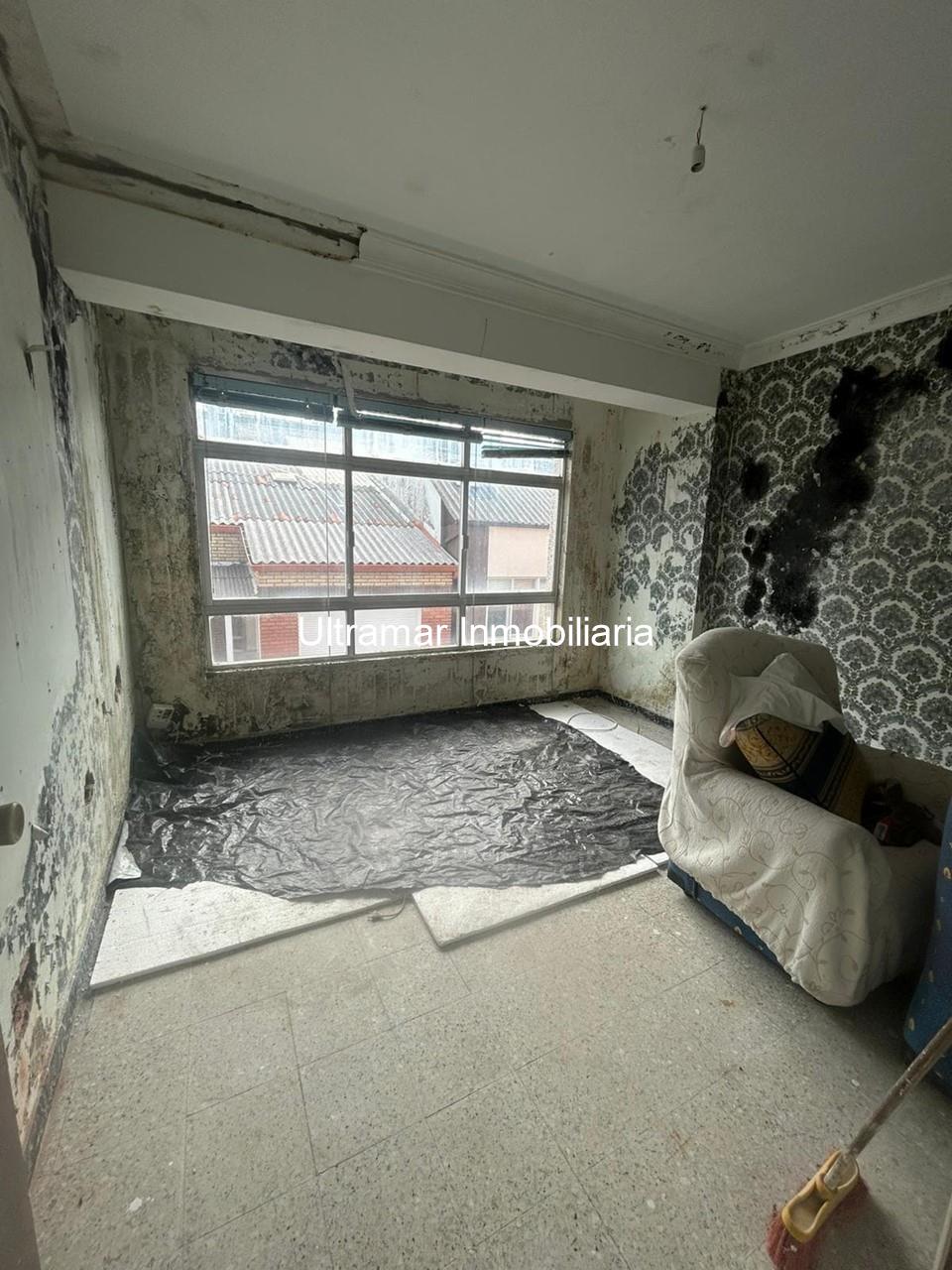 Foto 1 Piso a la venta en Narón