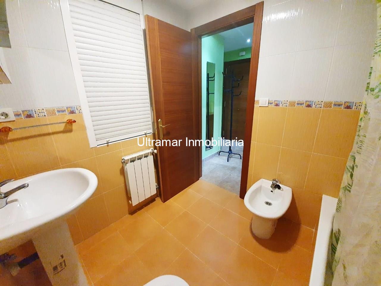 Foto 12 Piso alquiler zona Plaza Asilo Naron