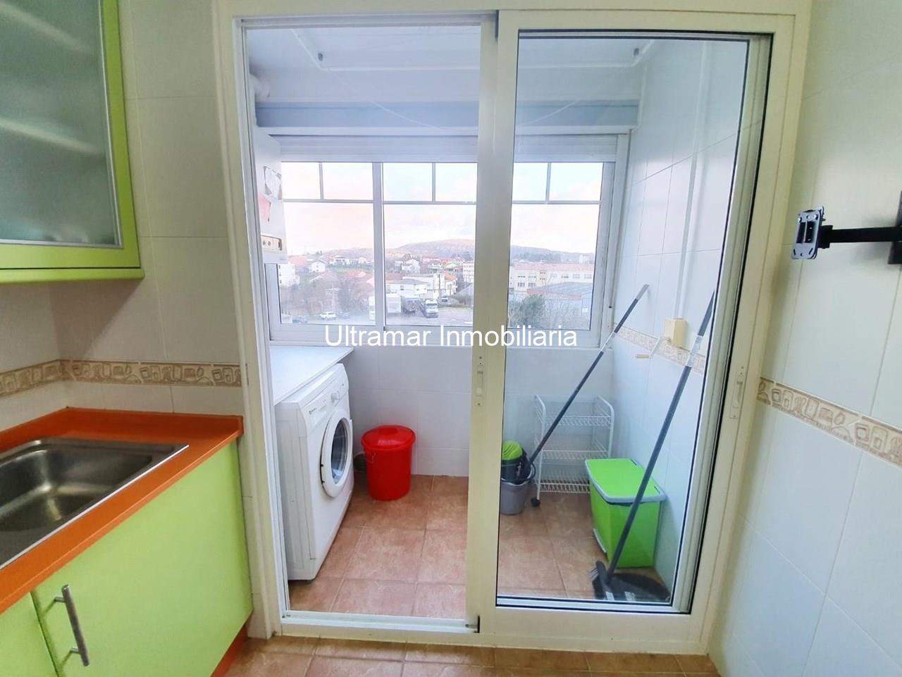 Foto 3 Piso alquiler zona Plaza Asilo Naron