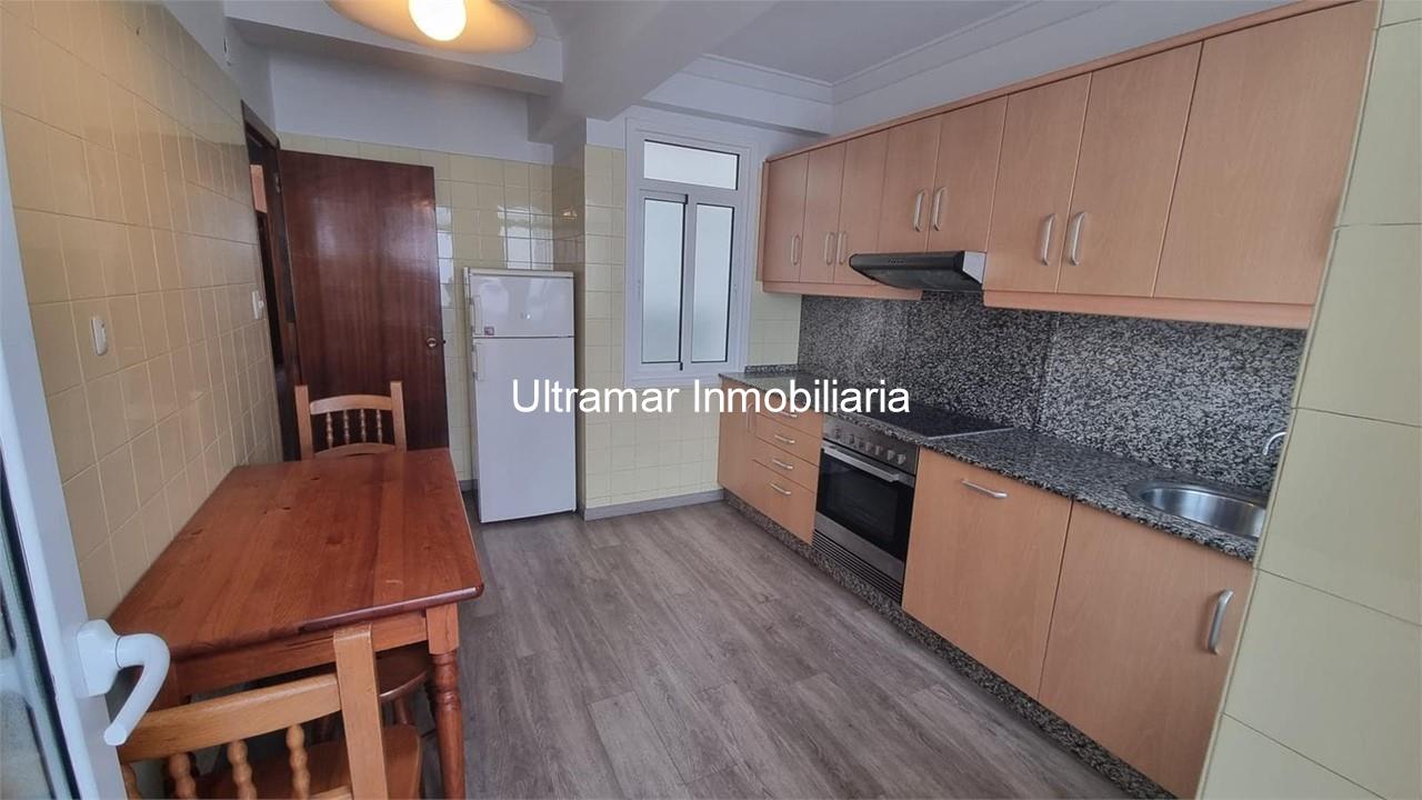 Foto 2 Piso en venta en la zona de A Gándara