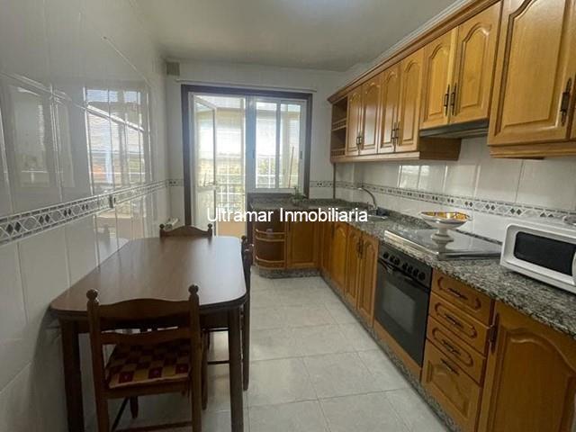 Piso luminoso a la venta en Ultramar - Ferrol