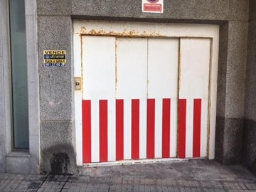 Plaza de garaje en venta en Ultramar - Ferrol